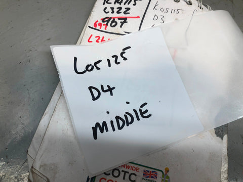 Discovery 4 Seats Rear 2nd Second Row in Almond Land Rover 2009 to 2016 L05125