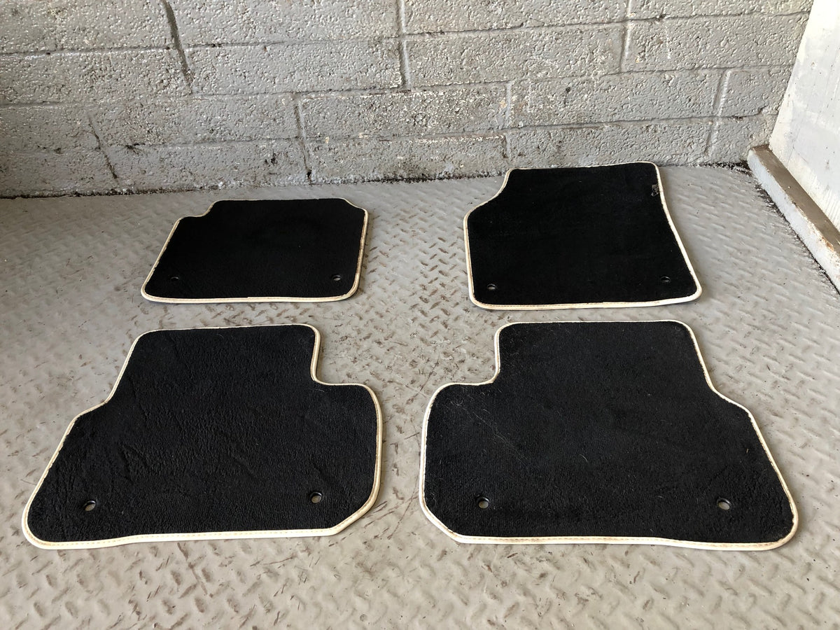 Discovery Sport Floor Mats Set of 4 Black Carpet 2014 to 2019 Land Rover