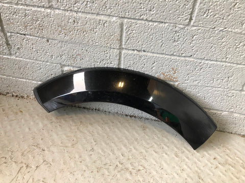 Discovery 4 Wheel Arch Trim Rear Quarter Off Side Santorini Black Land Rover