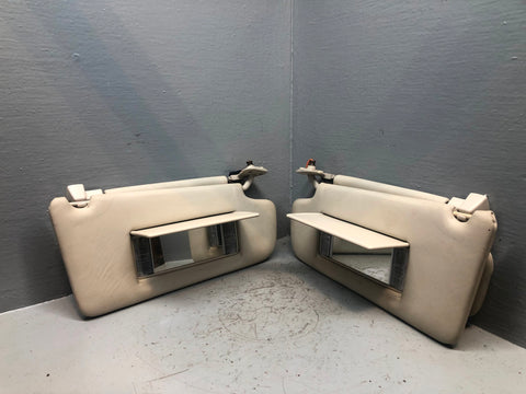 Range Rover L322 Sun Visors Mirrors and Lights Ivory Overfinch Leather R27115