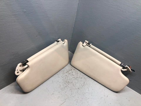 Range Rover L322 Sun Visors Mirrors and Lights Ivory Overfinch Leather R27115