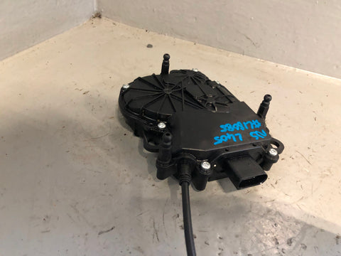 Range Rover L405 Tailgate Actuator Lower Left DK62 404C10AA 2013 to 2017