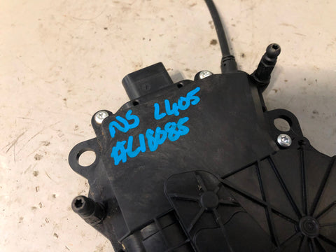 Range Rover L405 Tailgate Actuator Lower Left DK62 404C10AA 2013 to 2017
