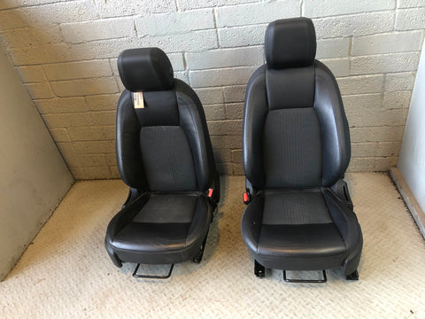 Discovery Sport Front Seats Pair Manual Black Leather L550 Land Rover L28046