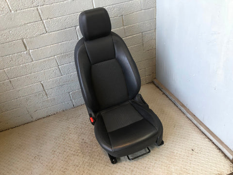 Discovery Sport Front Seats Pair Manual Black Leather L550 Land Rover L28046