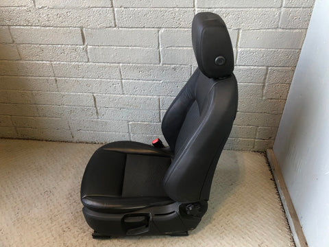 Discovery Sport Front Seats Pair Manual Black Leather L550 Land Rover L28046
