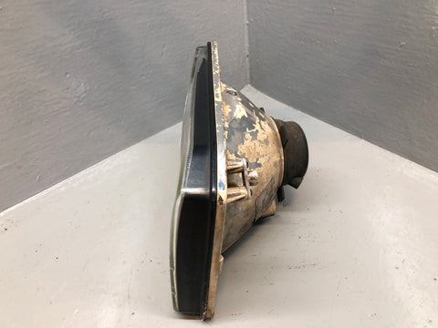 Discovery 2 Headlight Off Side Pre-Facelift XBC105120 Land Rover L28105