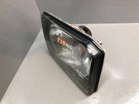 Discovery 2 Headlight Off Side Pre-Facelift XBC105120 Land Rover L28105