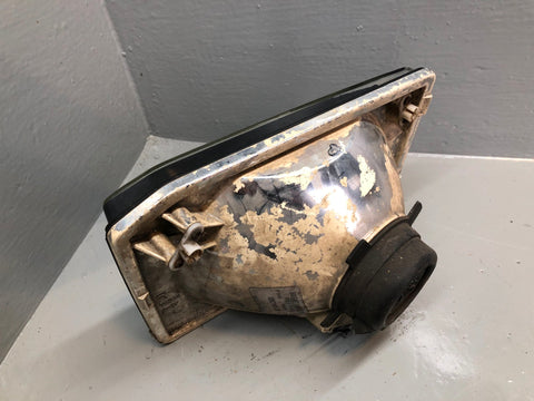 Discovery 2 Headlight Off Side Pre-Facelift XBC105120 Land Rover L28105