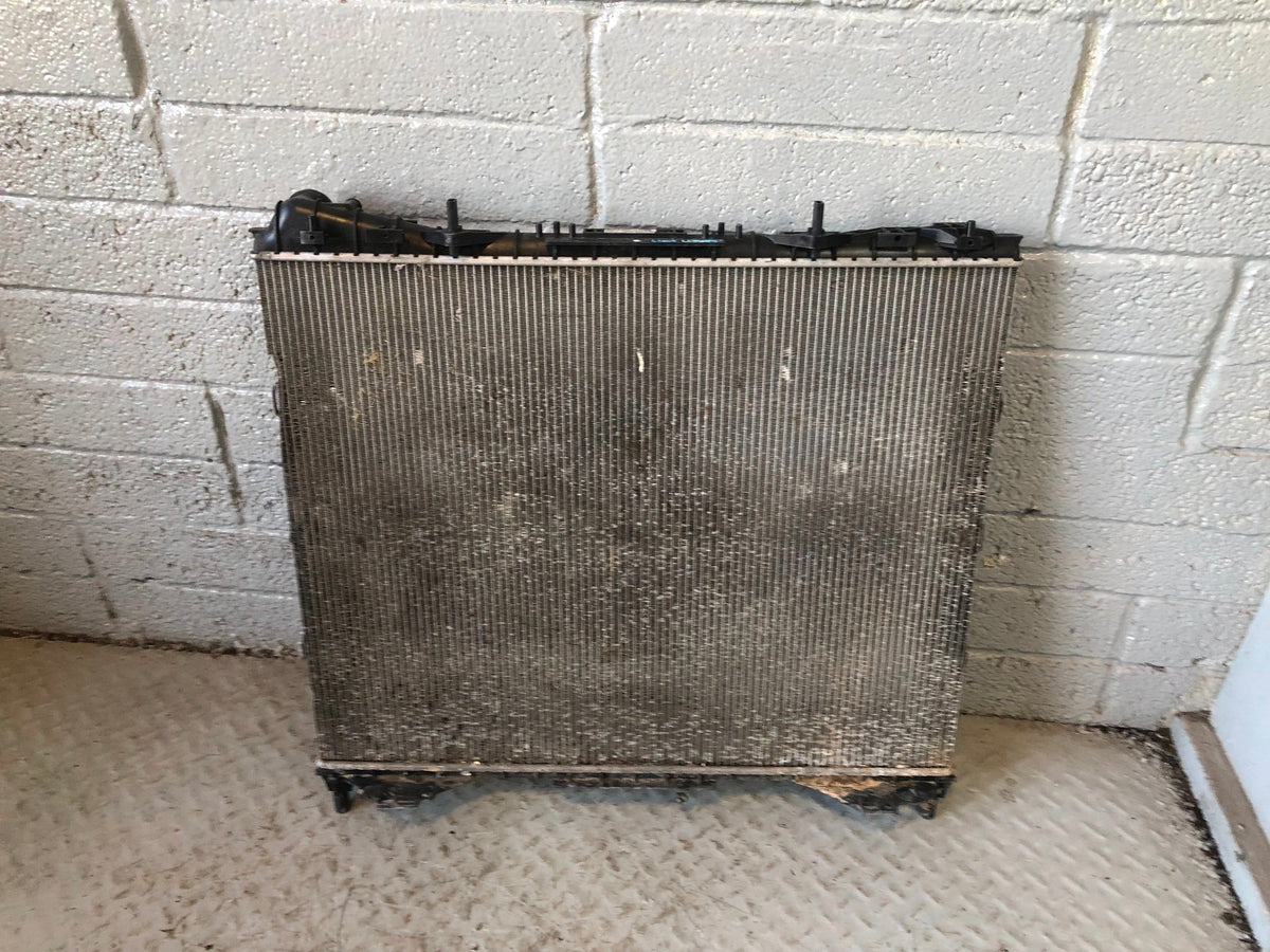Range Rover L405 Engine Cooling Radiator 3.0 TDV6 CPLA 19E839 AD 2013 to 2017