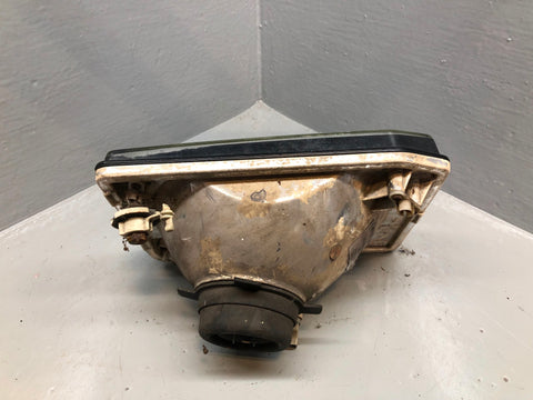 Discovery 2 Headlight Near Side Pre-Facelift XBC105130 Land Rover R28105