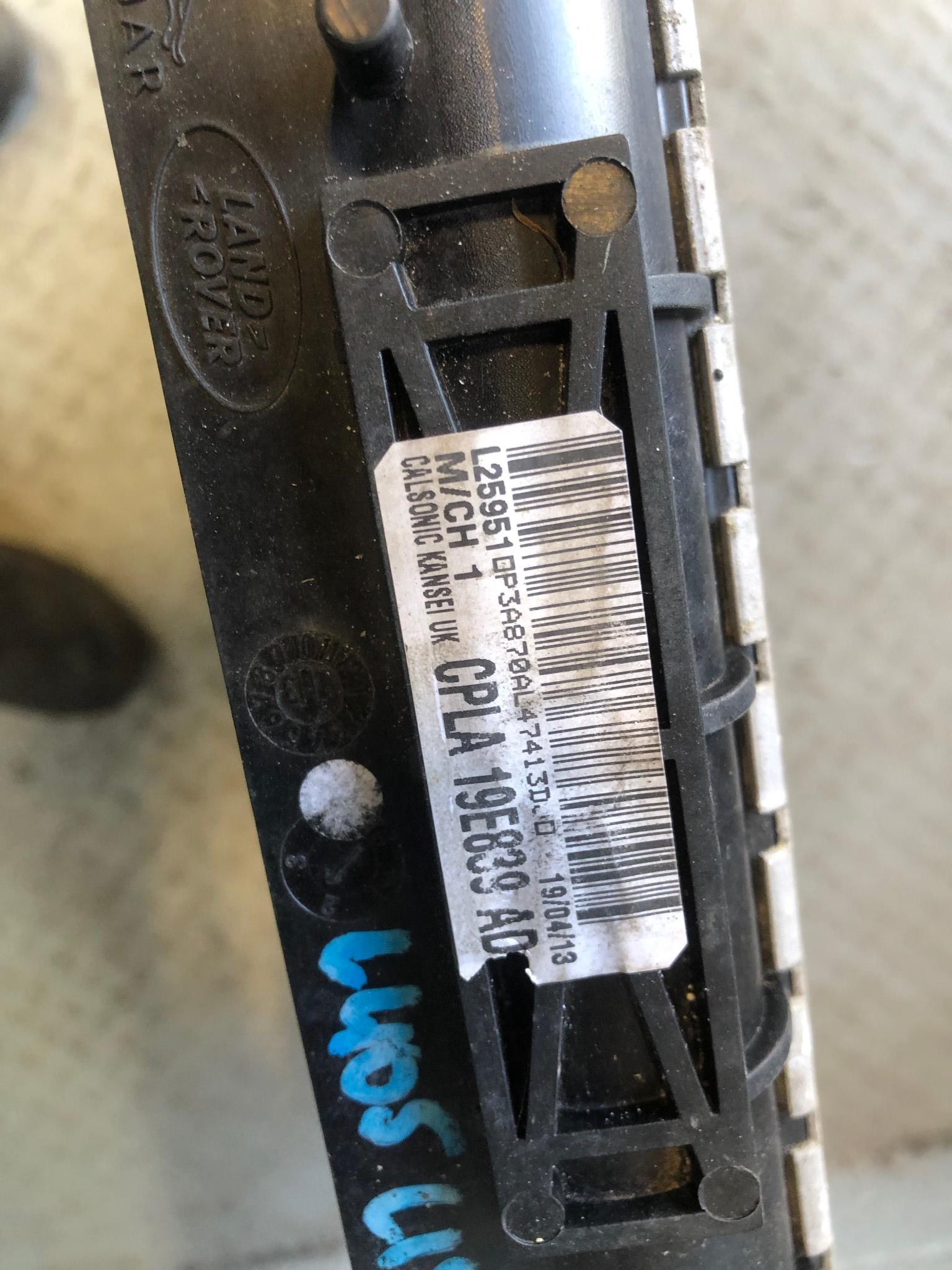 Range Rover L405 Radiator Range Rover L405 Engine Cooling Radiator 3.0 TDV6 CPLA 19E839 AD 2013 ...