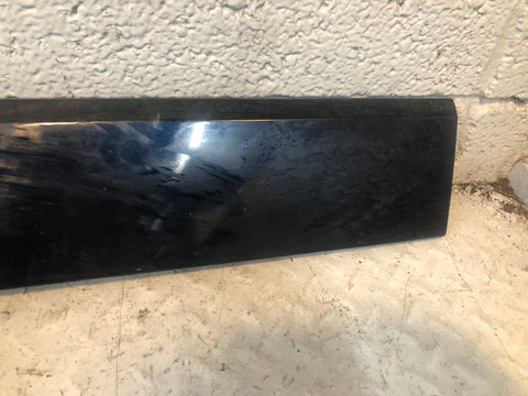 Discovery 4 Tailgate Trim External Lower Buckingham Blue Land Rover 2009 to 2014