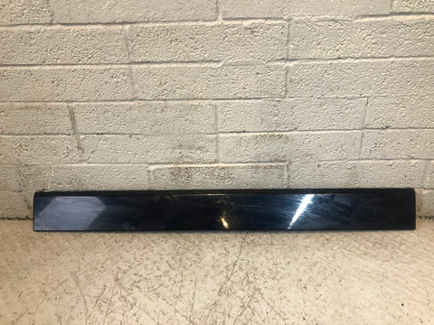 Discovery 4 Tailgate Trim External Lower Buckingham Blue Land Rover 2009 to 2014