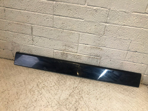 Discovery 4 Tailgate Trim External Lower Buckingham Blue Land Rover 2009 to 2014