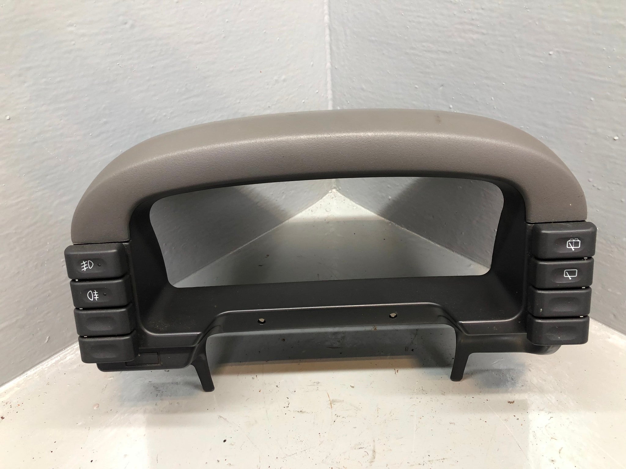 Discovery 2 Instrument Surround Speedo in Grey Land Rover 1998 to 2004 ...