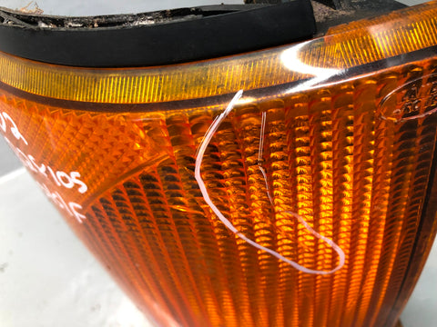 Discovery 2 Indicator Off Side Front TD5 And V8 Land Rover 1998 to 2002 R28105