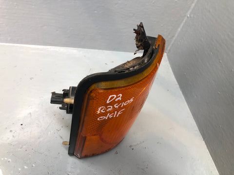 Discovery 2 Indicator Off Side Front TD5 And V8 Land Rover 1998 to 2002 R28105