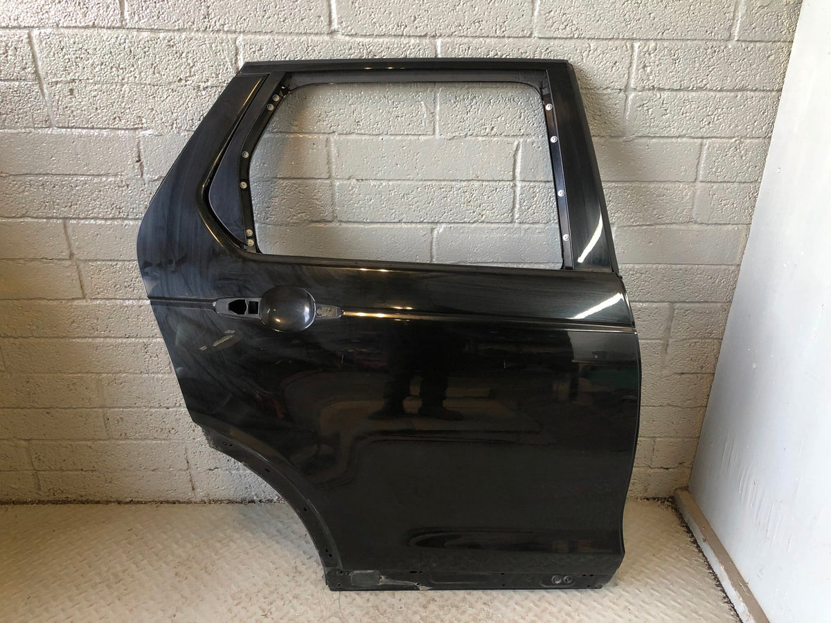 Discovery Sport Door Off Side Rear Santorini Black L550 Land Rover L28046