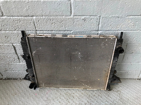 Discovery 3 Radiator Engine Cooling Manual TDV6 Land Rover 7H22 8T000 AA