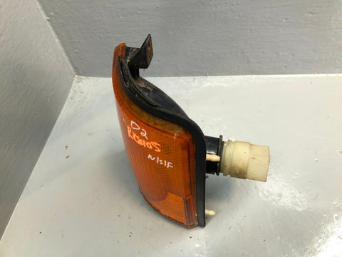 Discovery 2 Indicator Near Side Front TD5 And V8 Land Rover 1998 to 2002 R28105