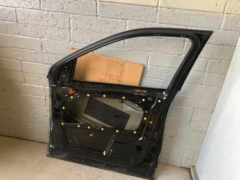 Discovery Sport Door Off Side Front Santorini Black L550 Land Rover L28046