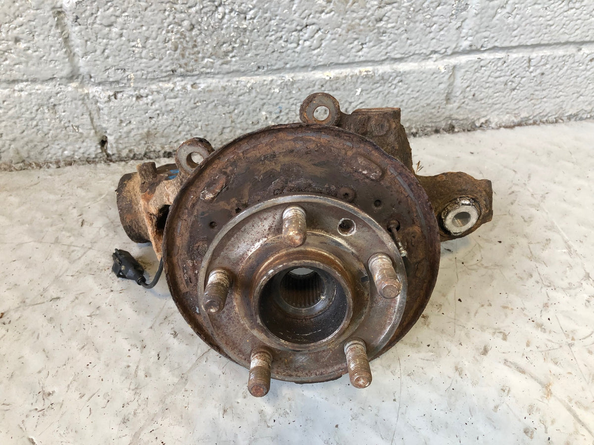 Freelander 2 Rear Hub Near Side Assembly with ABS Sensor 2006 to 2014 L18095