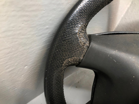 Discovery 2 Steering Wheel Land Rover Black Leather with Horn Buttons R28102