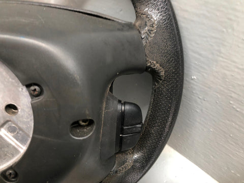 Discovery 2 Steering Wheel Land Rover Black Leather with Horn Buttons R28102