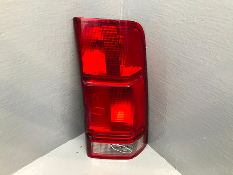 Discovery 2 Rear Tail Light Cluster Upper Pre-Facelift Off Side Rear R28105