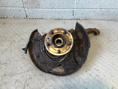 Discovery 3 Hub Off Side Front with ABS Sensor Land Rover 2004 to 2009 D17036