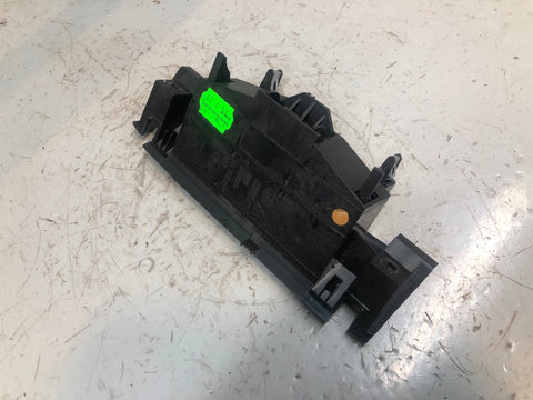 Discovery 4 Ashtray Front Land Rover AH22-048A02-AB 2009 to 2016 L05125