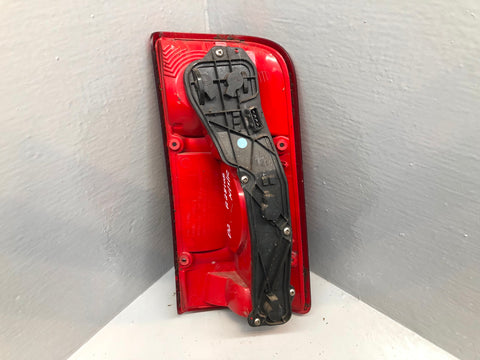 Discovery 2 Rear Tail Light Cluster Upper Pre-Facelift Near Side Rear R28105