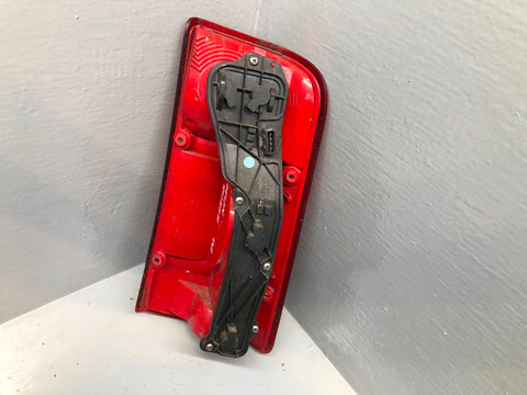 Discovery 2 Rear Tail Light Cluster Upper Pre-Facelift Near Side Rear R28105