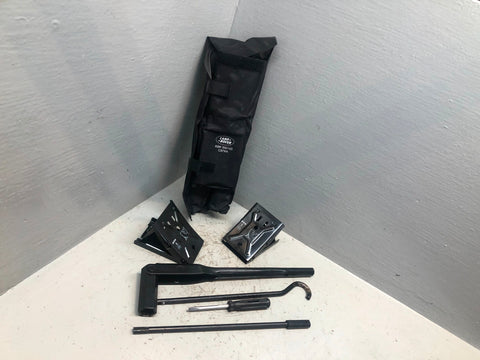 Discovery 3 4 Tool Kit in a Bag KBK500160 Land Rover 2004 to 2016 L05125
