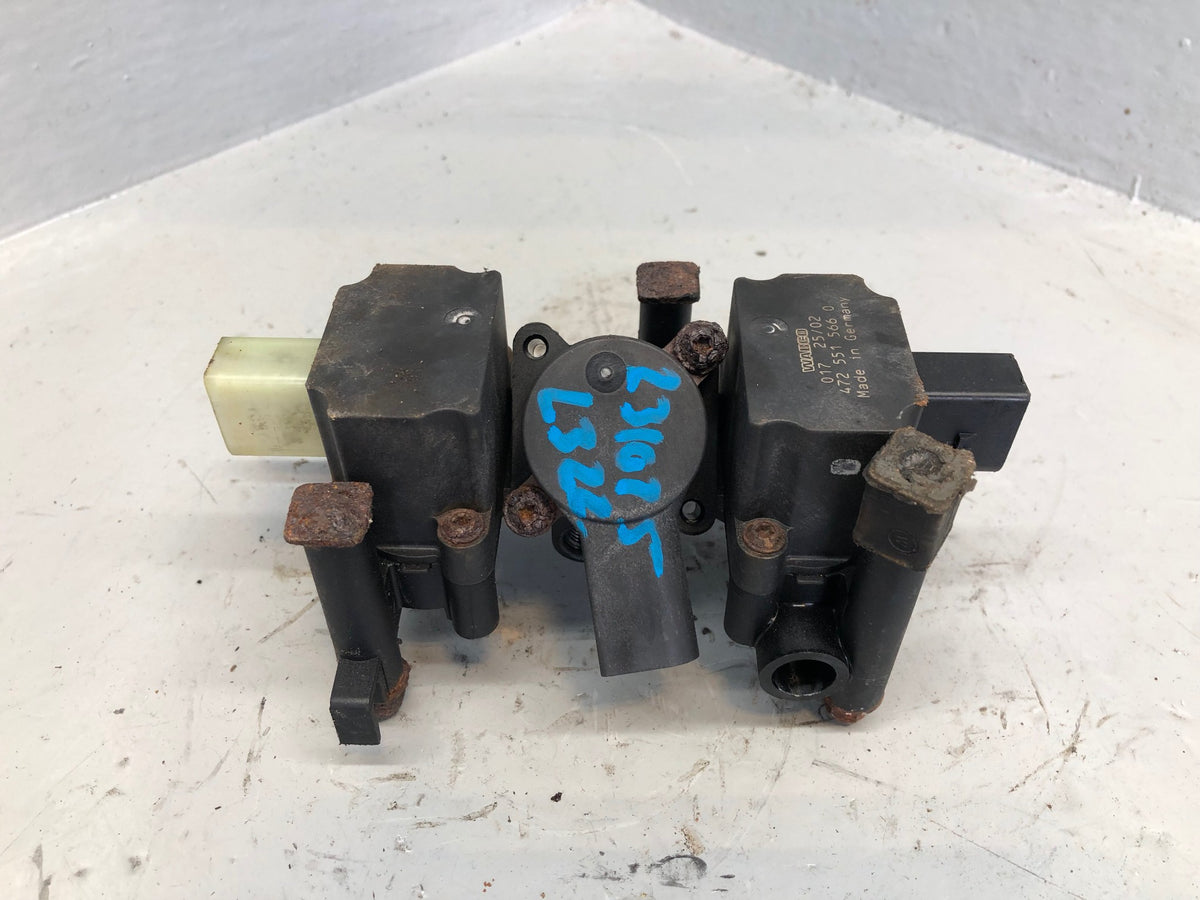 Range Rover L322 Air Suspension Crossover Valve Block Centre 472 551 566 0