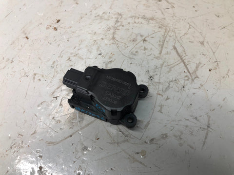 Discovery 3 Heater Flap Motor Actuator MF113930-0680b Land Rover 2004 to 2009
