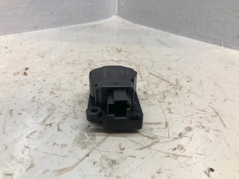 Discovery 3 Heater Flap Motor Actuator MF113930-0680b Land Rover 2004 to 2009