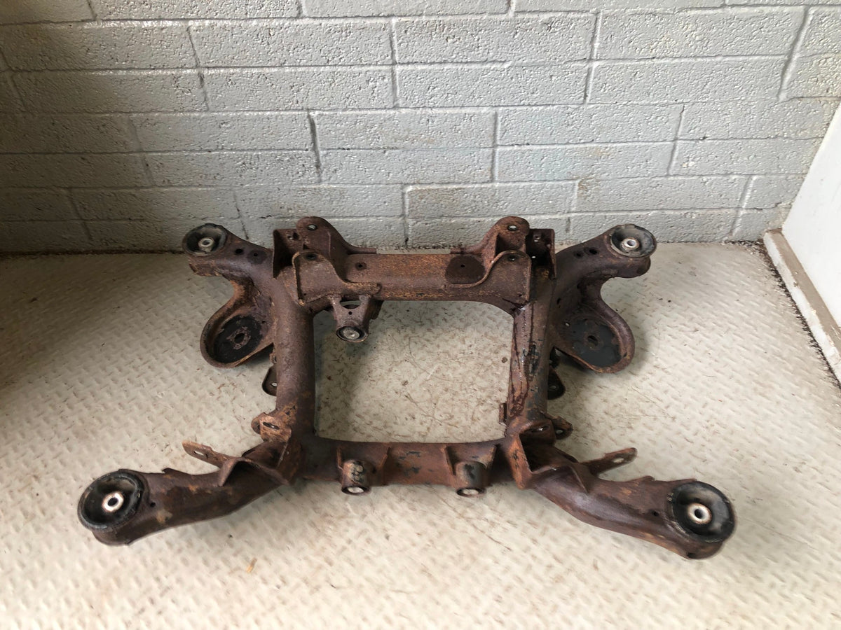 Range Rover L322 Rear Subframe Assembly 4.4 V8 TD6 2002 to 2006 K15046