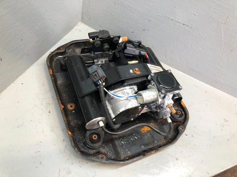 Range Rover L322 Air Suspension Compressor Pump Hitachi RQU500302 R08105