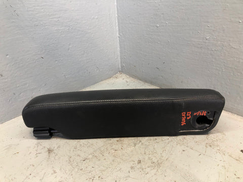 Discovery 3 Armrest Black Leather Near Side Front Passenger Land Rover D17036