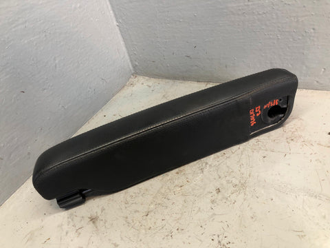 Discovery 3 Armrest Black Leather Near Side Front Passenger Land Rover D17036