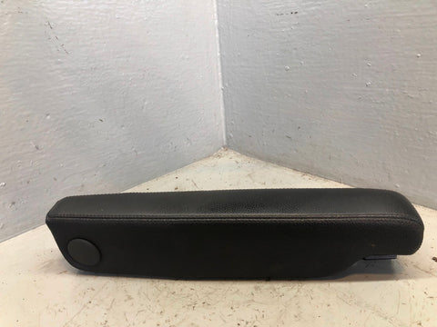 Discovery 3 Armrest Black Leather Near Side Front Passenger Land Rover D17036