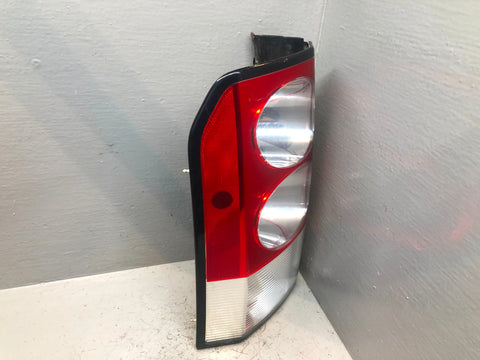 Discovery 4 Rear Light Near Side Tail Lamp Land Rover 2010 to 2014 L05125