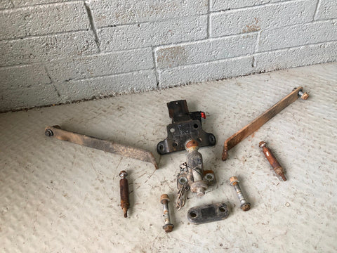 Discovery  4 Tow Bar Land Rover Fixed with Bolts 2009 to 2016 L17036