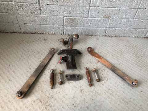 Discovery  4 Tow Bar Land Rover Fixed with Bolts 2009 to 2016 L17036