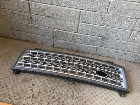 Range Rover L322 Front Grille Grey Silver Grill Aftermarket 2002 to 2005 K15046