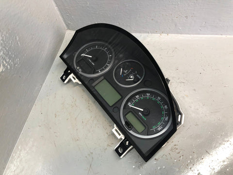 Discovery 3 Instrument Cluster 2.7 TDV6 YAC500028 Land Rover 2004 to 2006