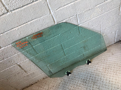 Discovery 4 Window Glass Near Side Front Door Land Rover 2009 to 2016 D28046