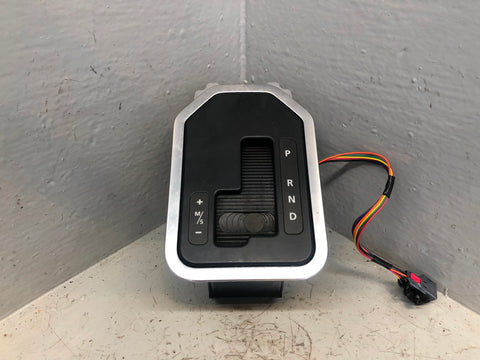 Discovery 4 Gear Selector Surround Panel Automatic Silver Trim FJG500032XXX